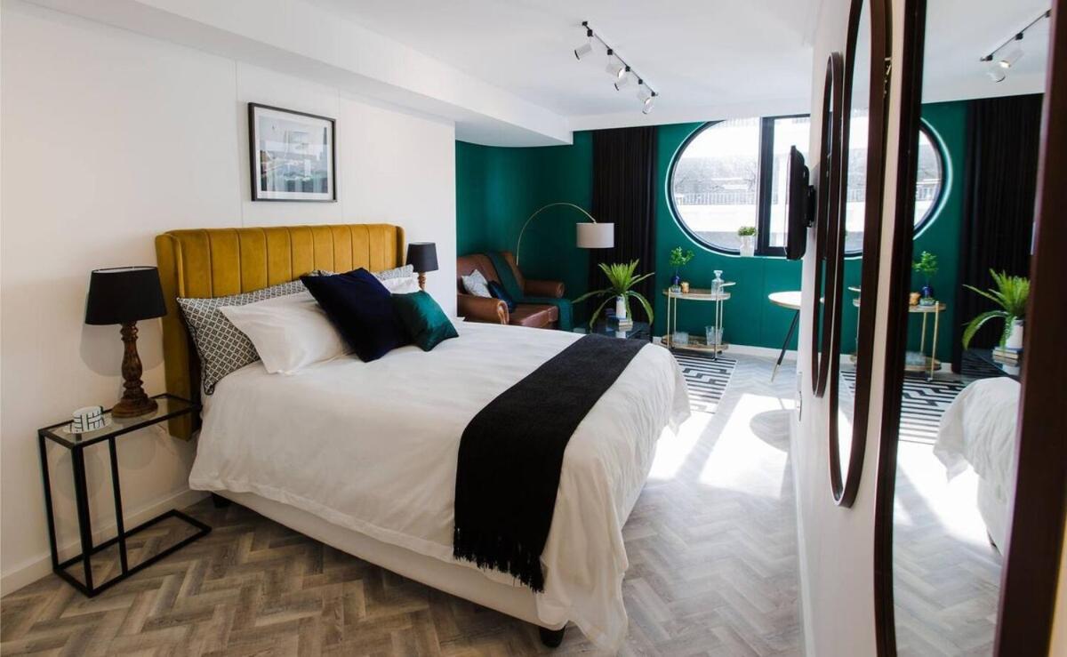 Opulent Gem Centre Getaway *